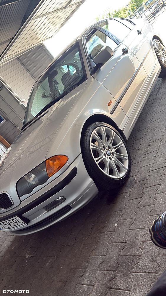 BMW Seria 3 316i - 4