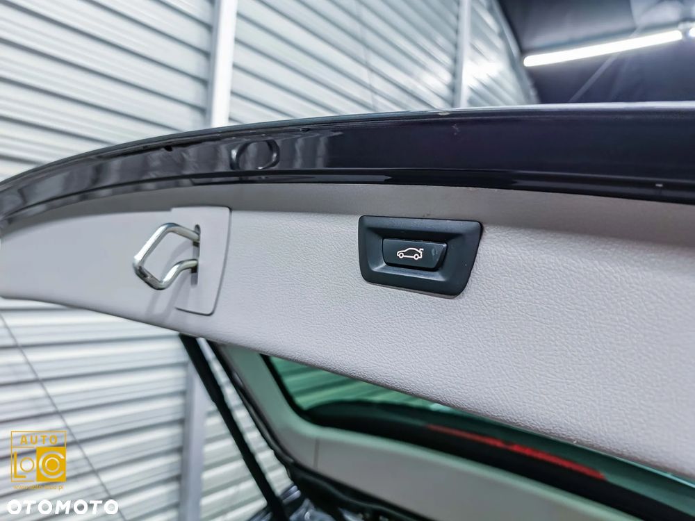 BMW Seria 3 318d Sport Line - 15