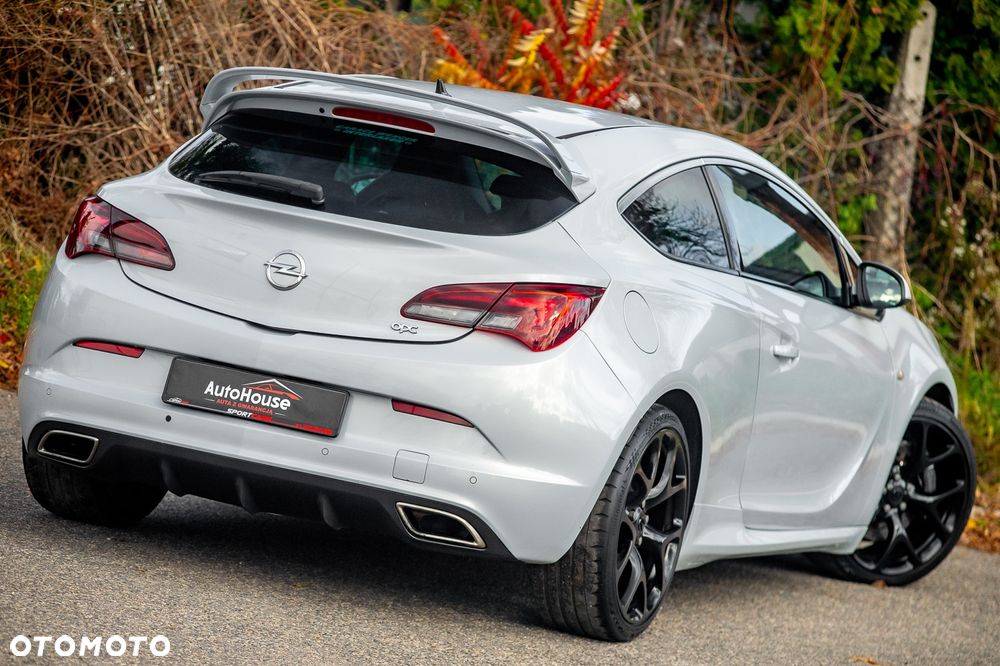 Opel Astra OPC Start/Stop - 12