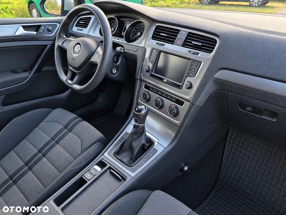 Volkswagen Golf 1.6 TDI BMT Trendline - 8