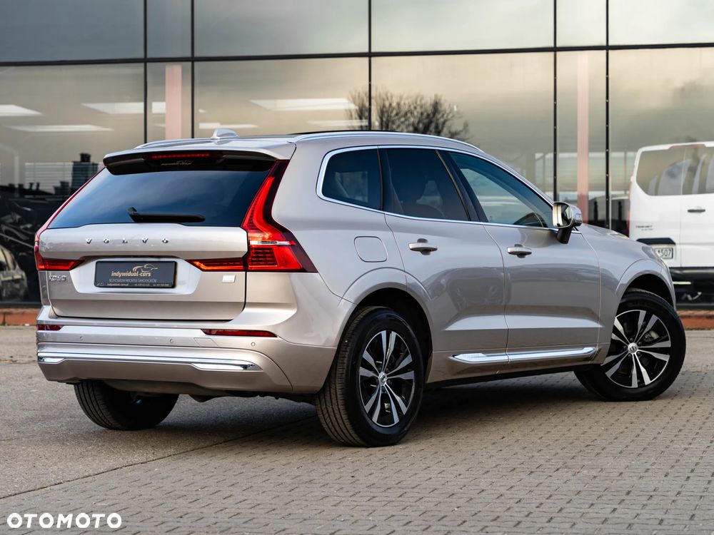 Volvo XC 60 T6 AWD Recharge Geartronic Inscription Expression - 12