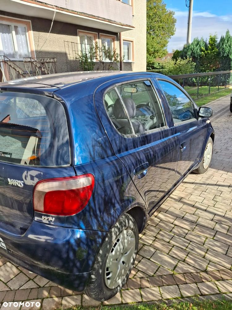 Toyota Yaris 1.3 Sol - 3