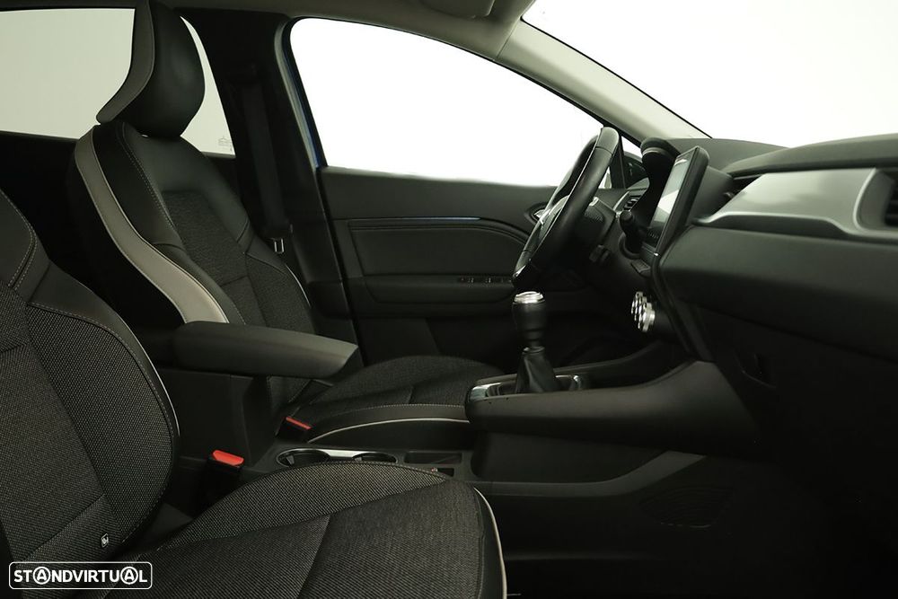 Renault Captur 1.0 TCe Techno Bi-Fuel - 23