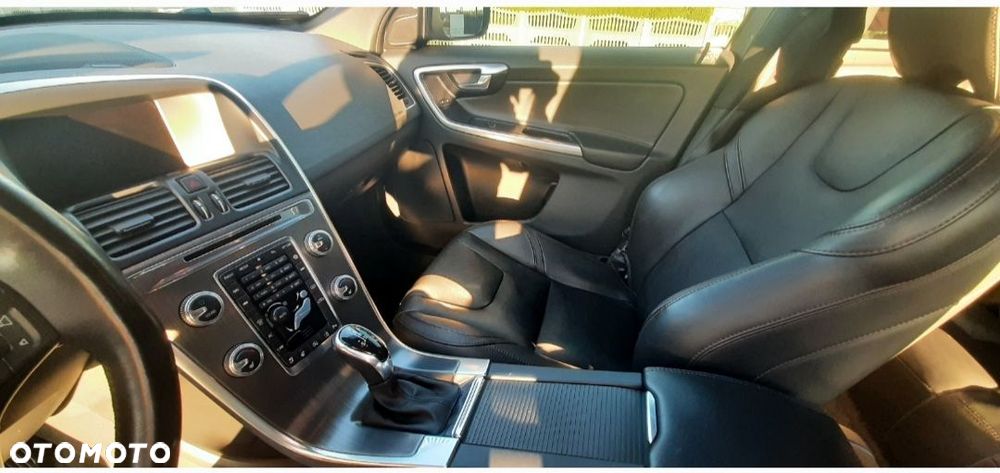 Volvo XC 60 - 16