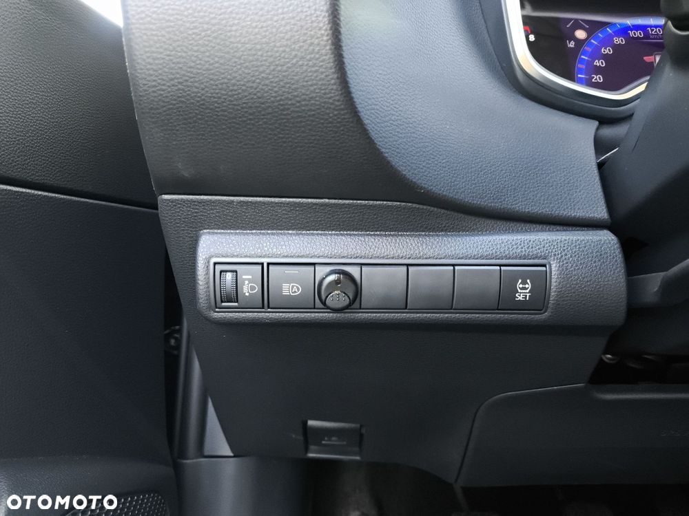 Toyota Corolla - 22
