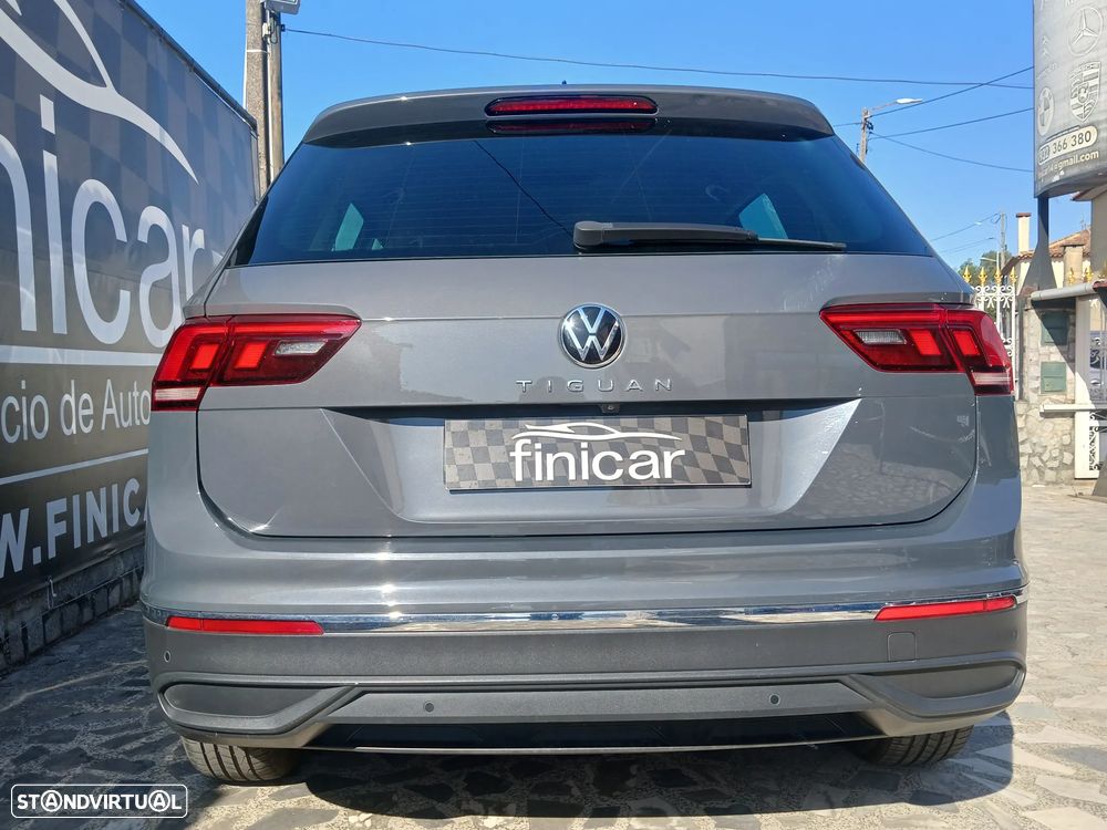VW Tiguan 2.0 TDI Confortline DSG - 9