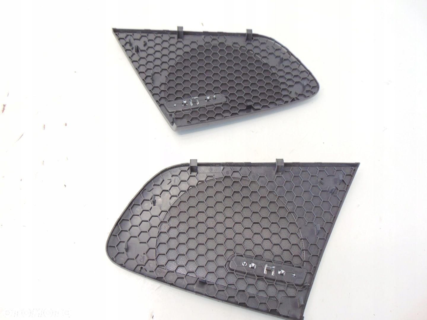 OSŁONA ZAŚLEPKA MASKOWNICA GŁOŚNIKA AUDI TT 8J BOSE PRAWA PRZÓD 8J0035406A - 2