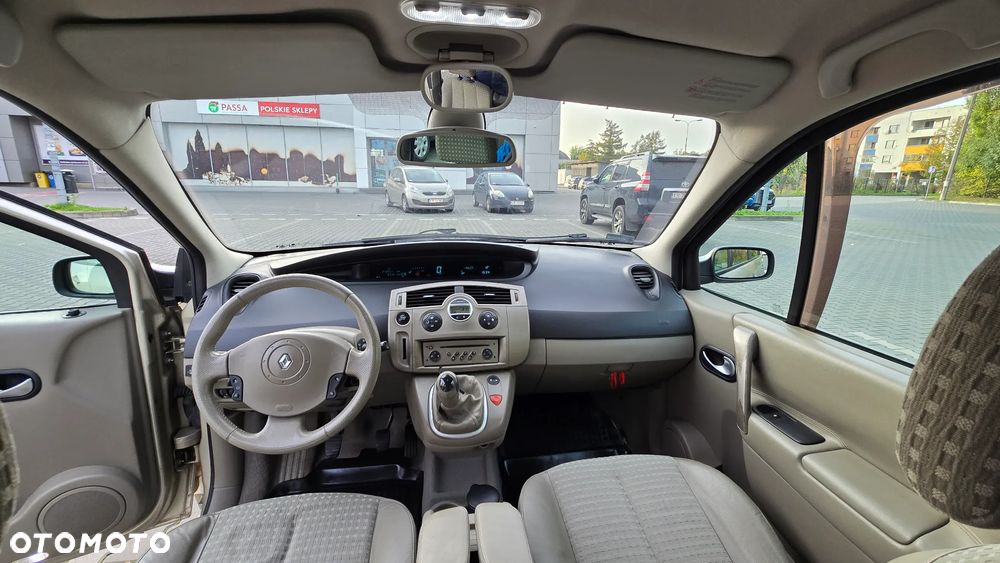 Renault Scenic - 8
