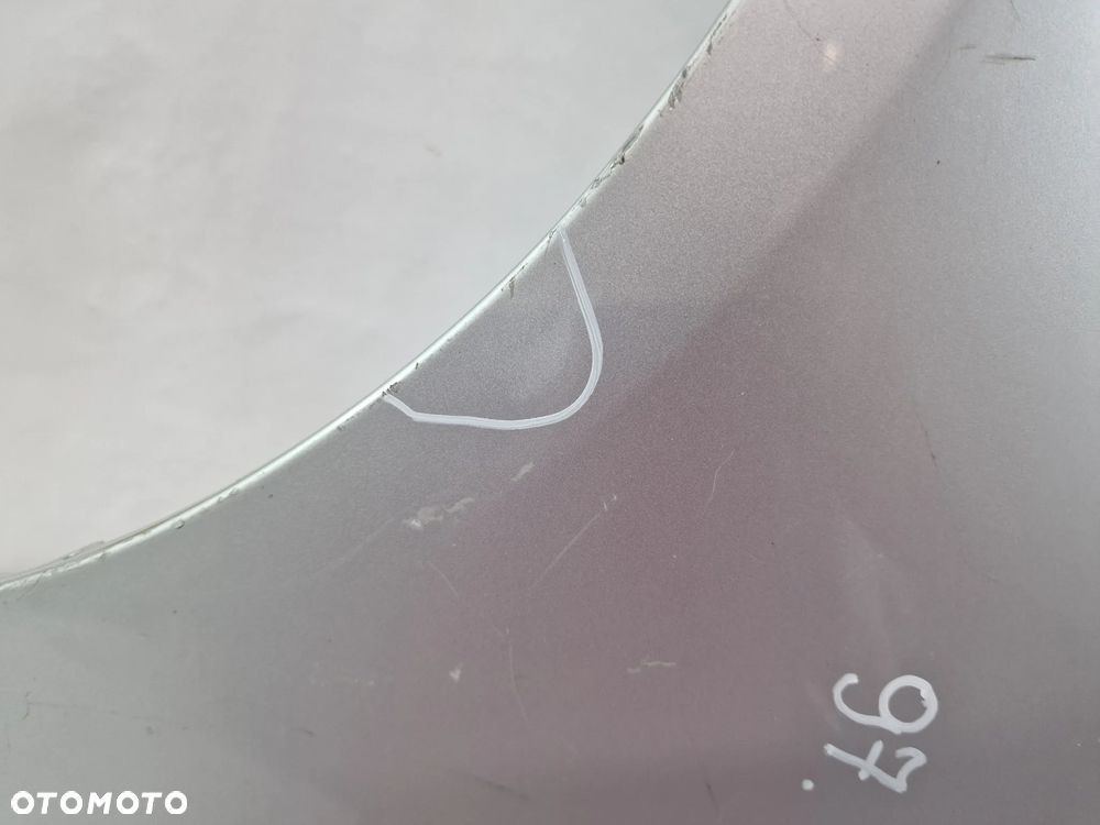 BMW E90 / E91 LEWY BŁOTNIK PRZEDNI PRZÓD , NR AUKCJI BŁ97 - 4
