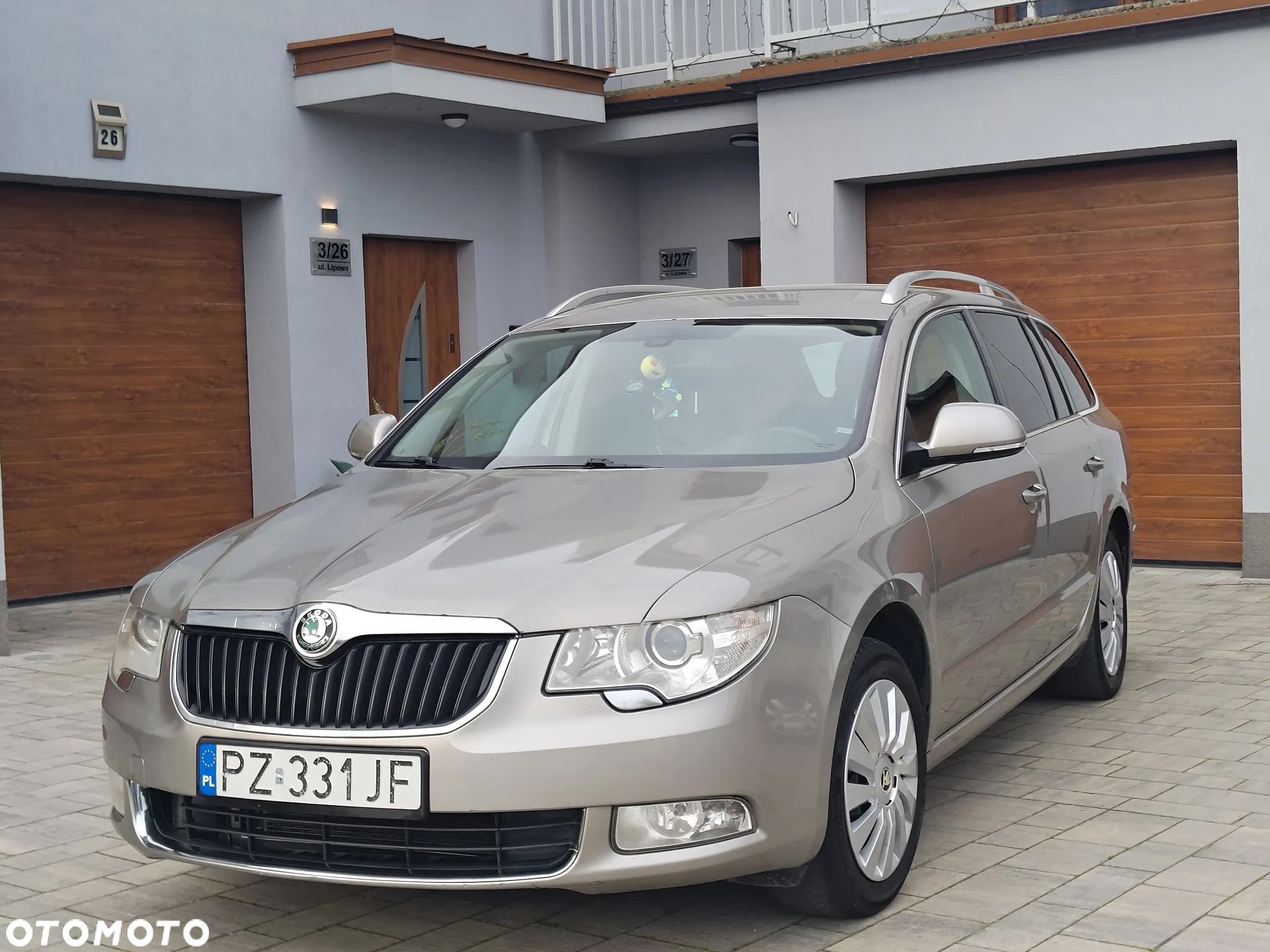 Skoda Superb 2.0 TDI Ambition - 1
