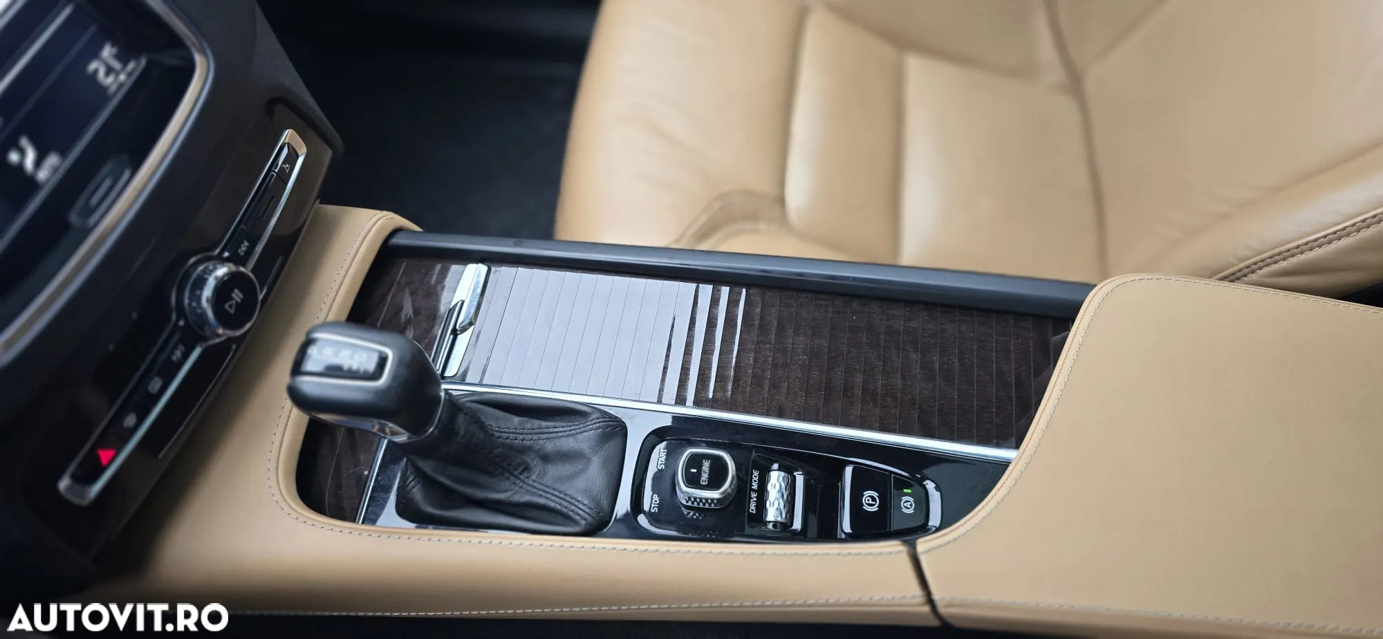 Volvo XC 90 D5 AWD Inscription - 16
