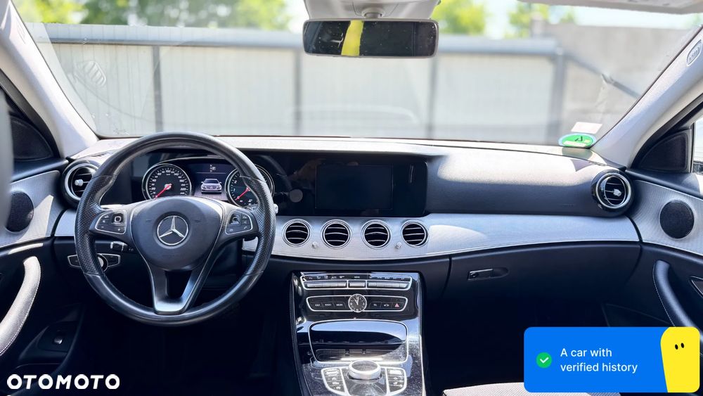 Mercedes-Benz Klasa E 200 T 9G-TRONIC - 14