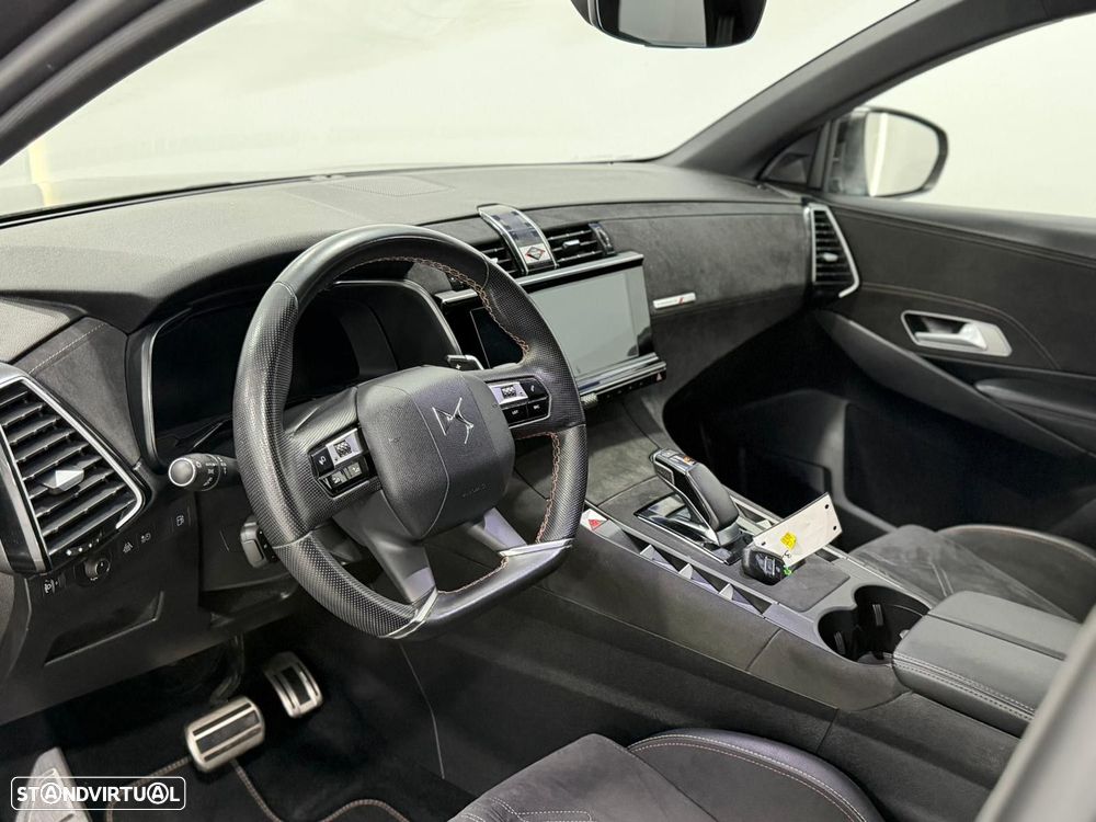 DS DS7 Crossback E-Tense Performance Line EAT8 - 7