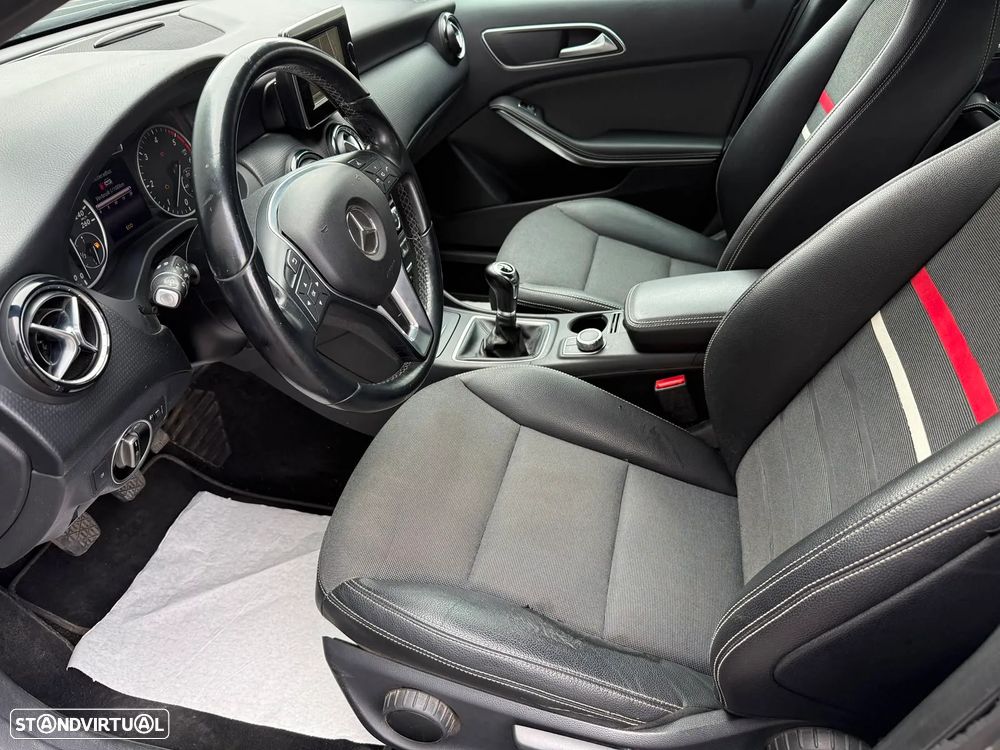 Mercedes-Benz A 180 CDI (BlueEFFICIENCY) - 11