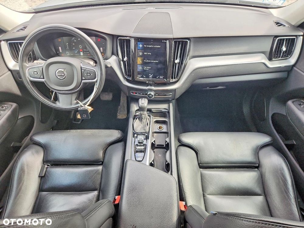 Volvo XC 60 T6 AWD Geartronic Momentum - 7