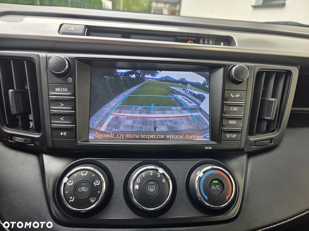 Toyota RAV4 2.0 D-4D Premium 4x2 - 26