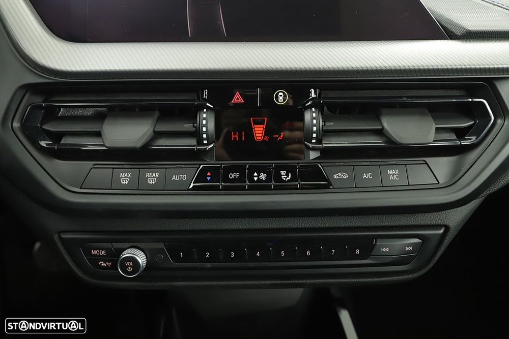 BMW 118 - 12