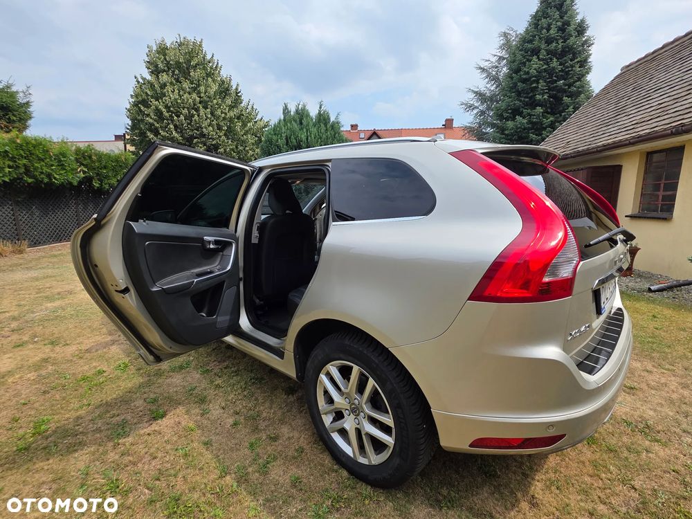 Volvo XC 60 T5 Drive-E Summum - 3