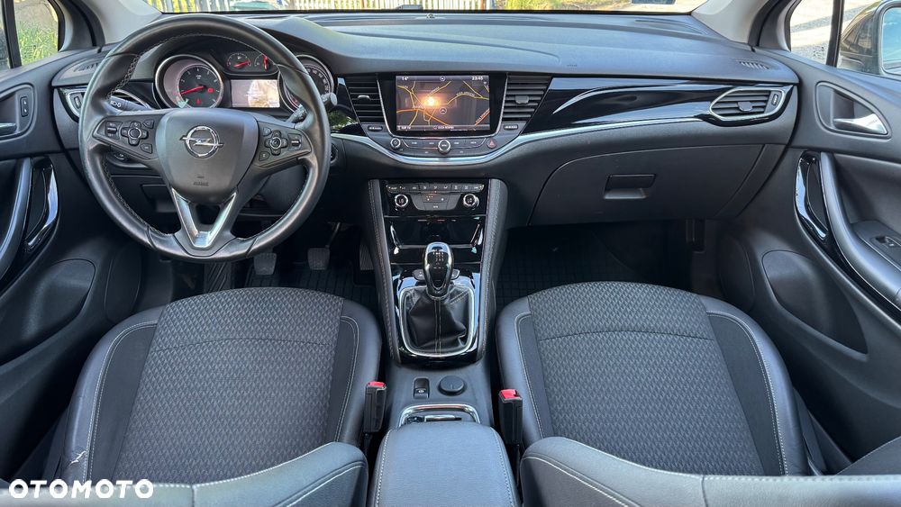 Opel Astra 1.4 T Enjoy S&S - 14
