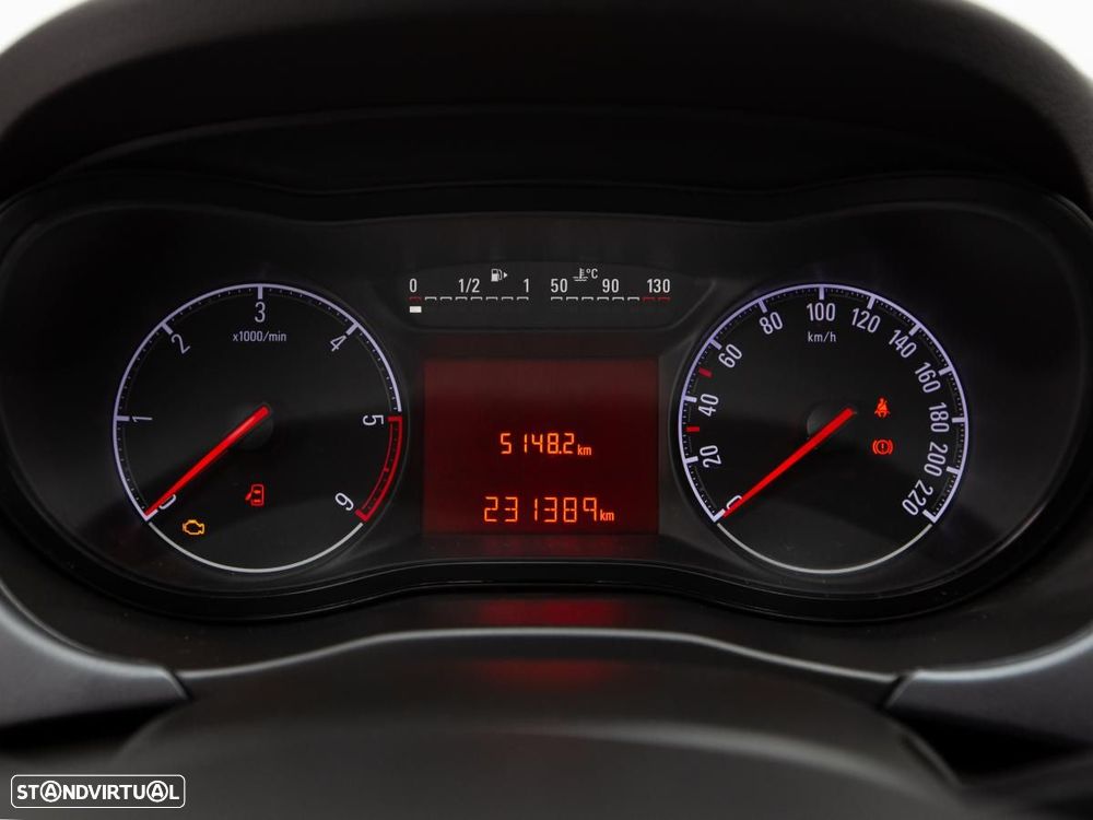 Opel Corsa Van Outro - 16