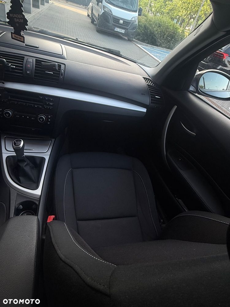 BMW Seria 1 116i - 16