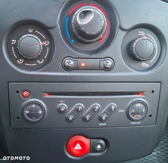 Renault Clio 1.2 16V Expression - 16