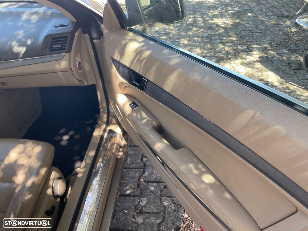 Mercedes-Benz E 220 - 23