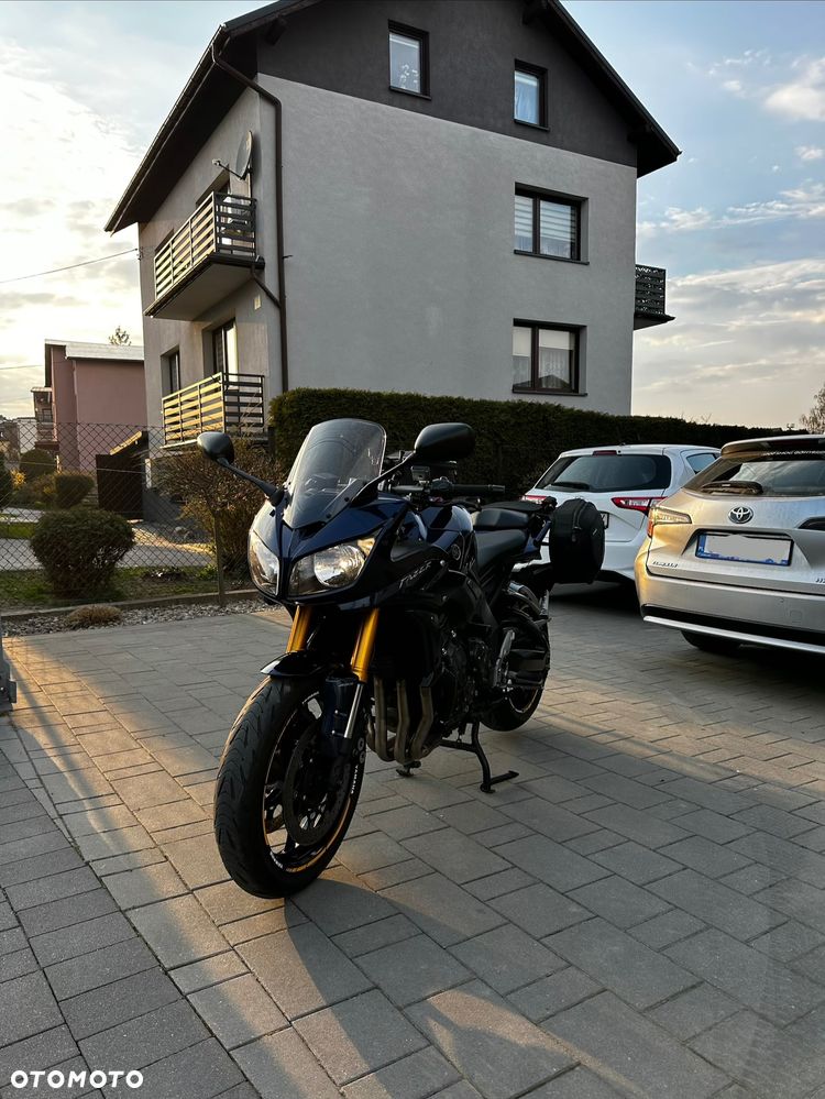 Yamaha FZ - 2