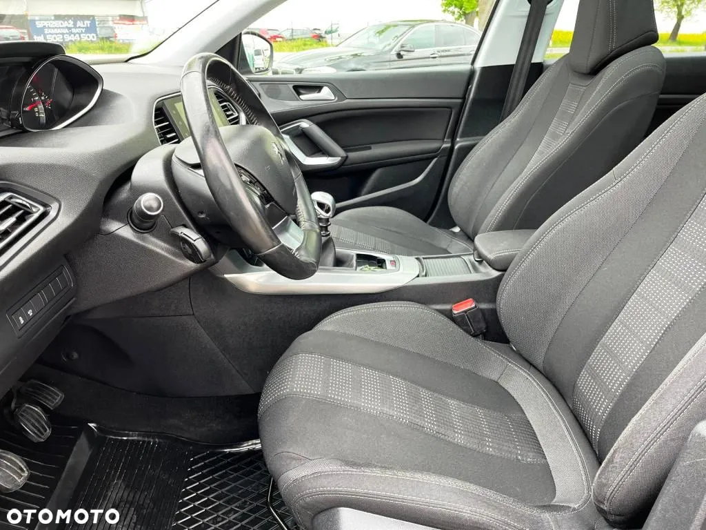 Peugeot 308 SW 1.6 e-HDi Allure S&S - 24