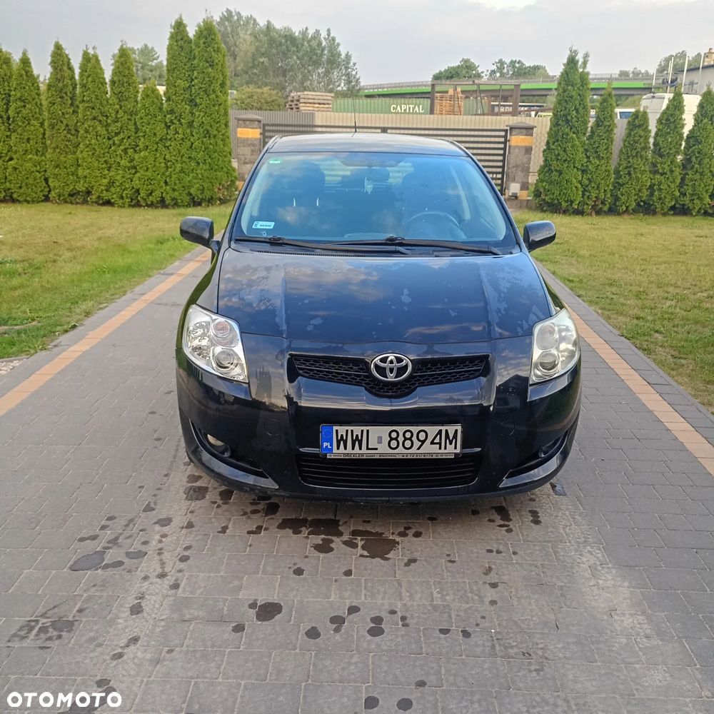 Toyota Auris 1.4 VVT-i Terra - 3