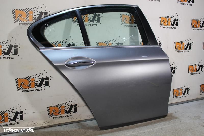 Porta Trás Direita Bmw 5 (F10)  Porta Traseira Direita Bmw Serie 5 F10 - 2