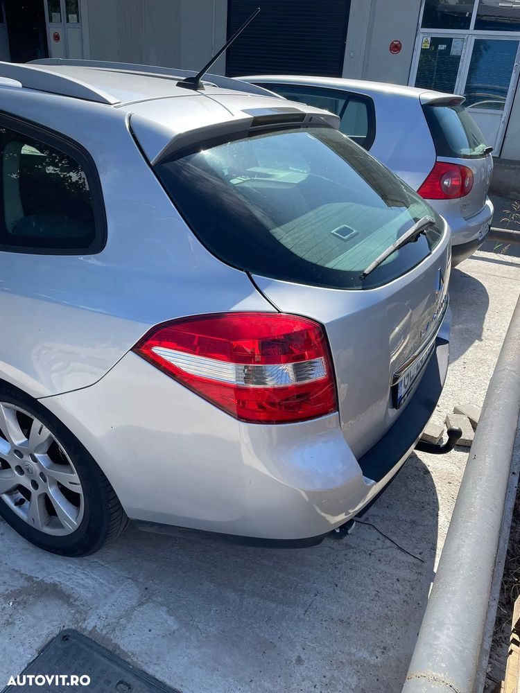 Renault Laguna - 6