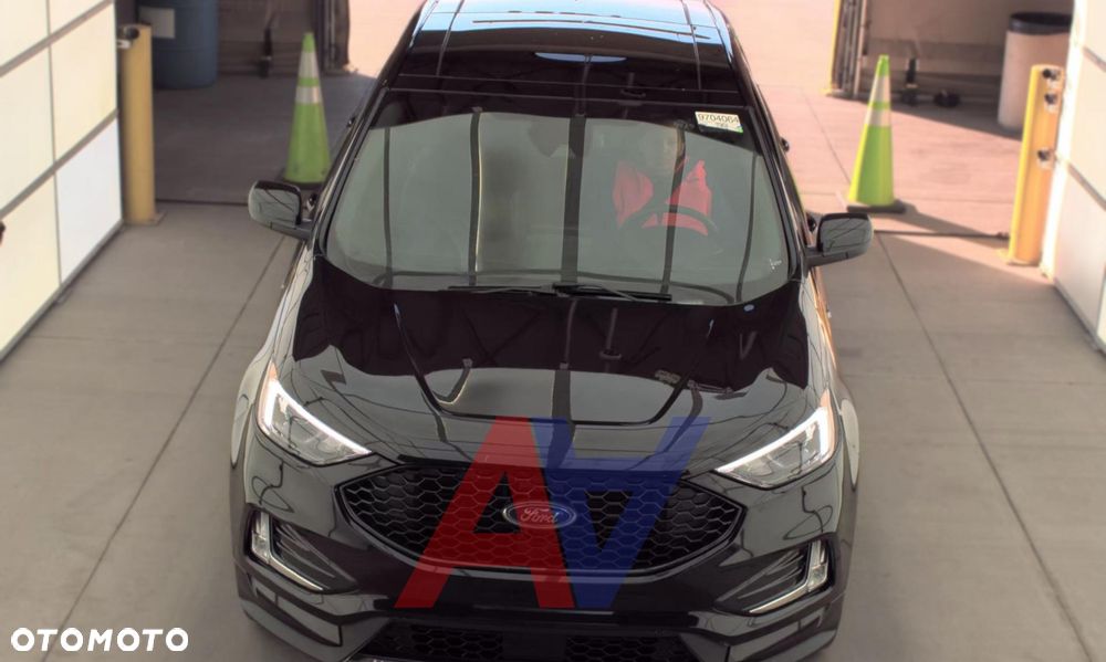 Ford Edge - 4