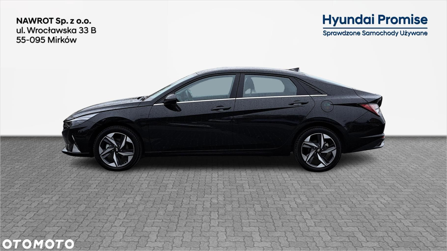 Hyundai Elantra - 2