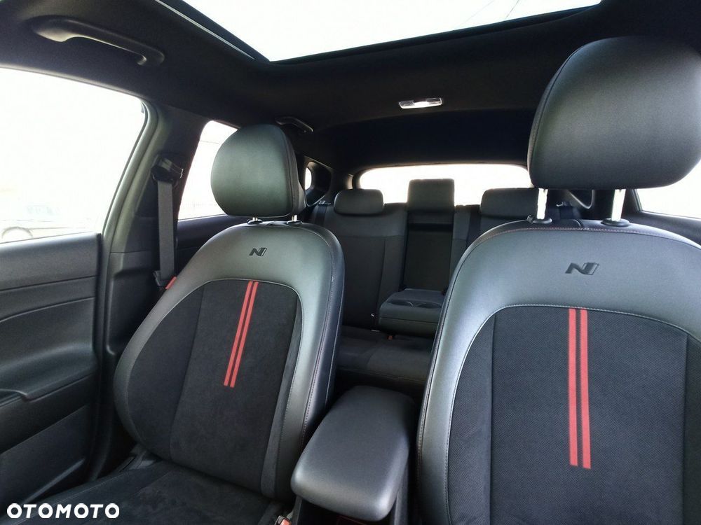 Hyundai Kona - 11