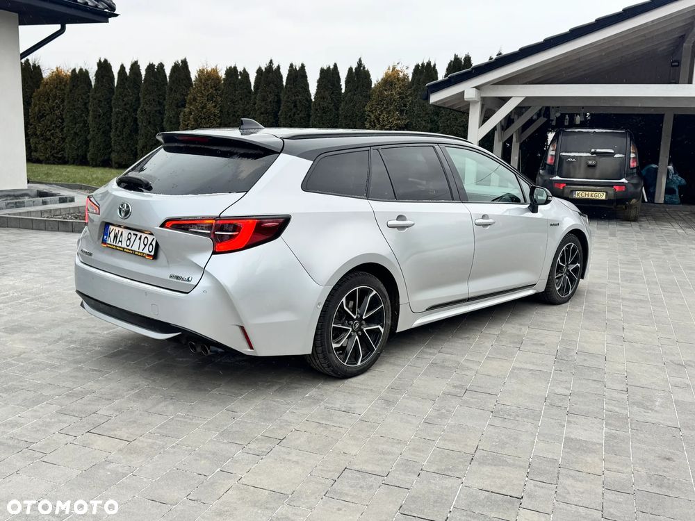 Toyota Corolla 2.0 Hybrid GR Sport Dynamic - 10