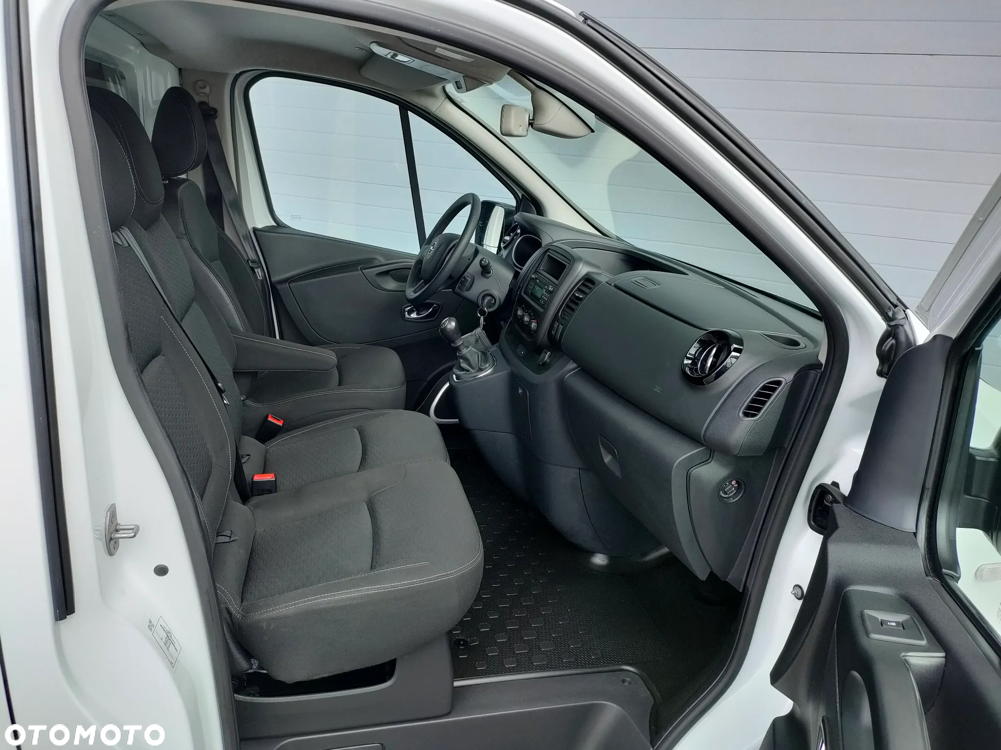 Opel Vivaro - 20
