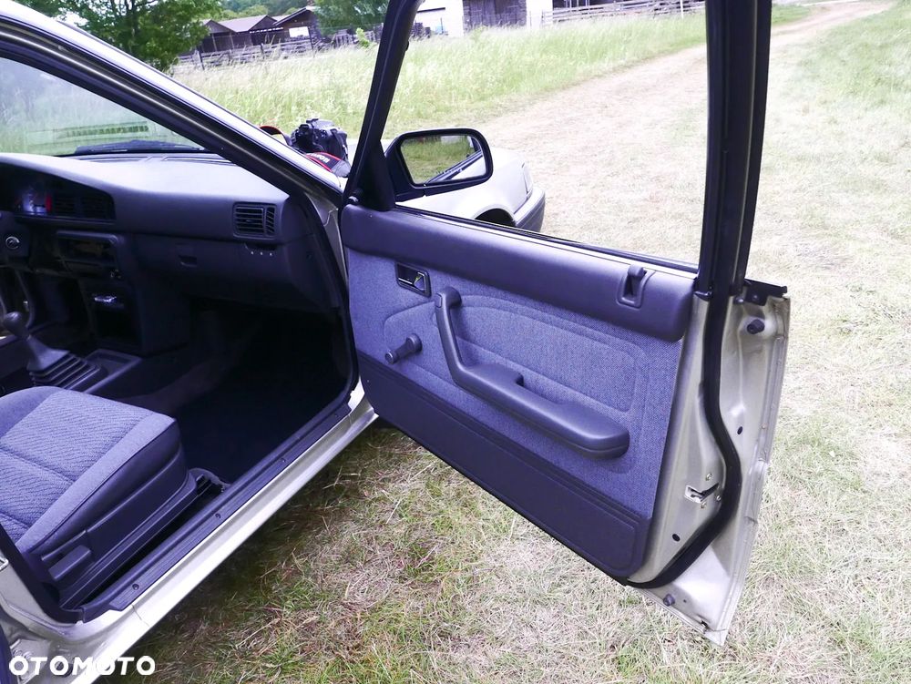 Mazda 626 2.0 D LX - 38