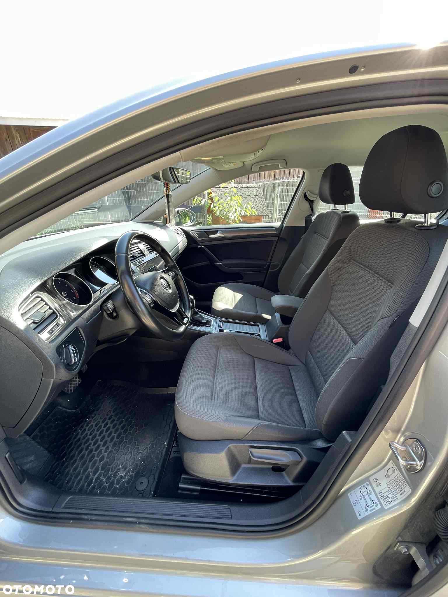 Volkswagen Golf VII 1.5 TSI BMT Comfortline DSG - 15