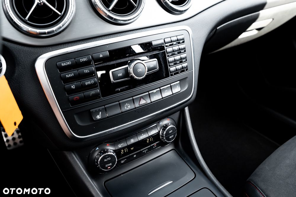 Mercedes-Benz CLA - 39
