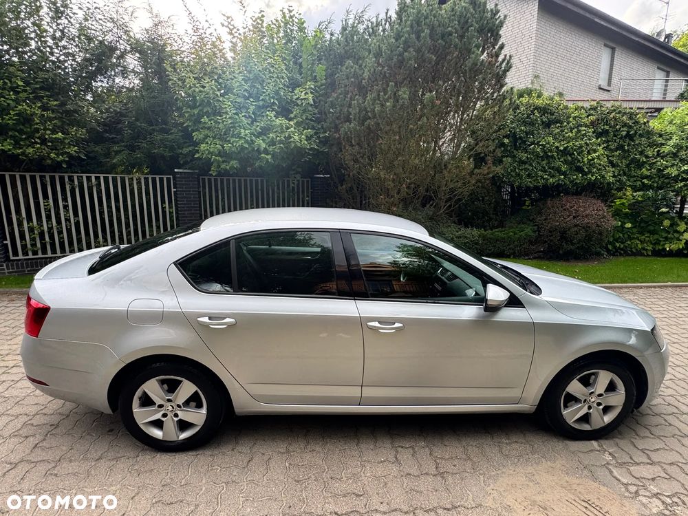 Skoda Octavia 1.5 TSI ACT Ambition - 4