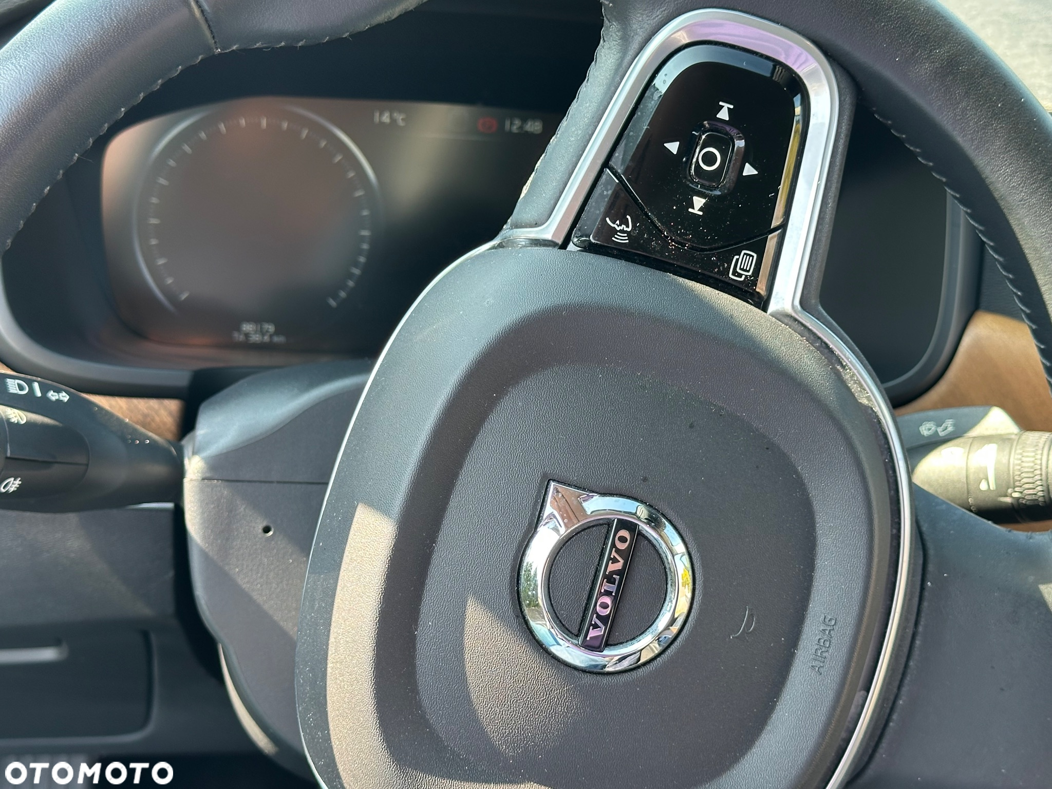 Volvo S90 D4 AWD Inscription - 28