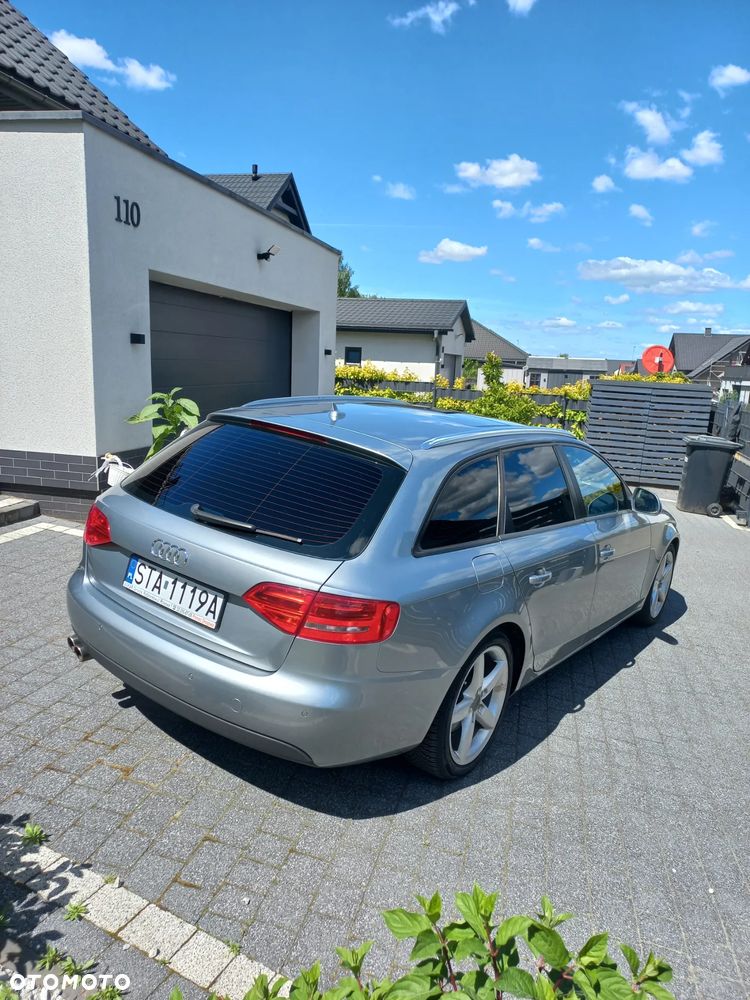 Audi A4 Avant 2.0 TDI DPF - 8