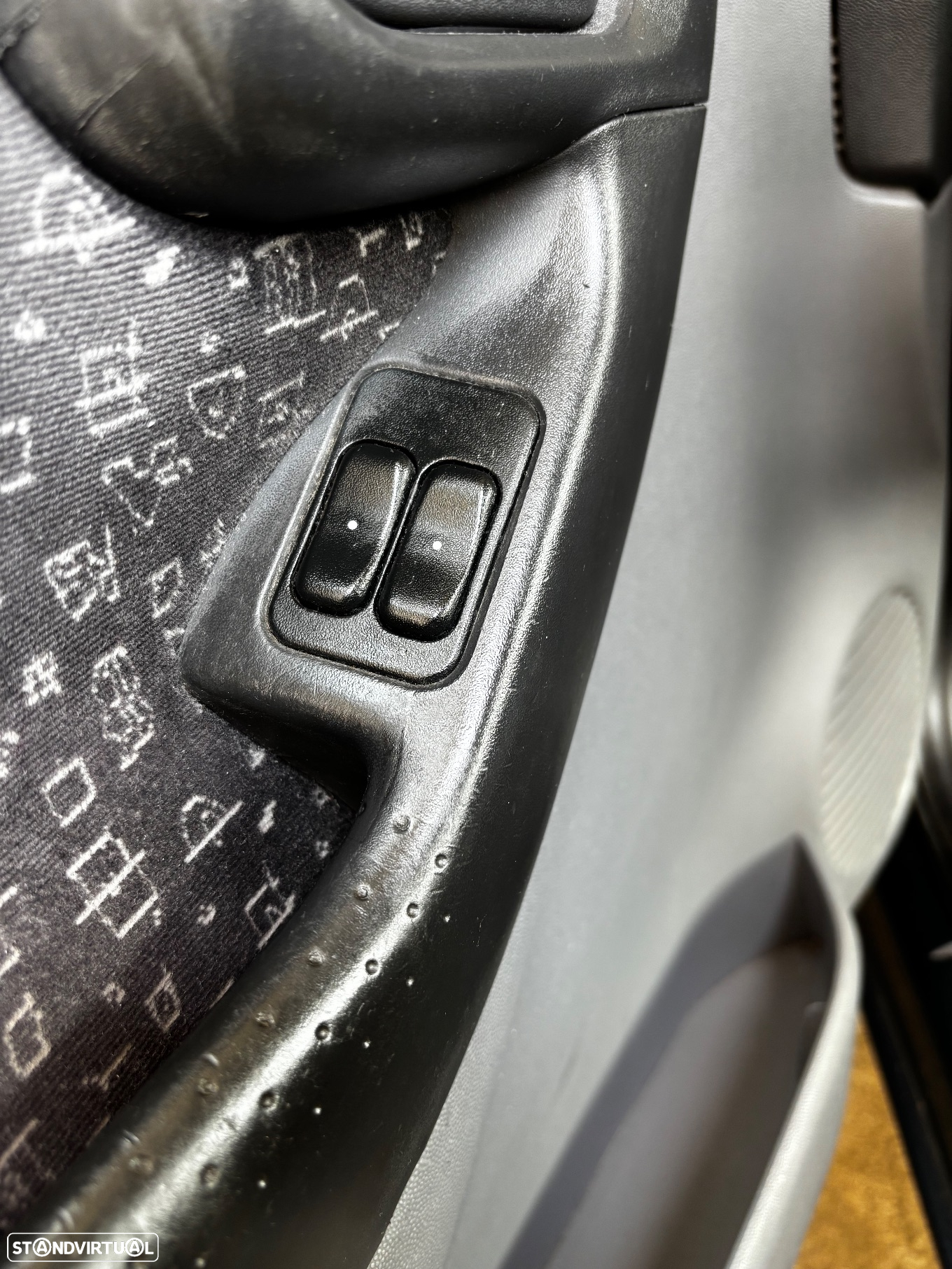 Opel Corsa 1.2 16V Confort - 23