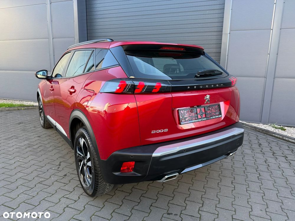 Peugeot 2008 1.2 Pure Tech Allure S&S - 5