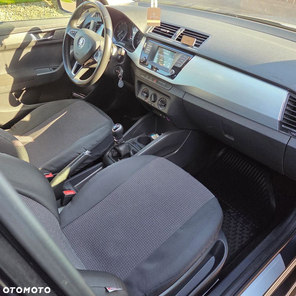 Skoda Fabia - 11