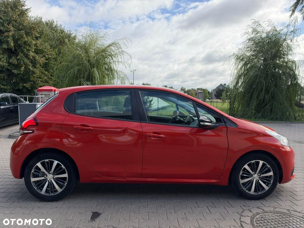 Peugeot 208 1.2 VTi Allure - 8