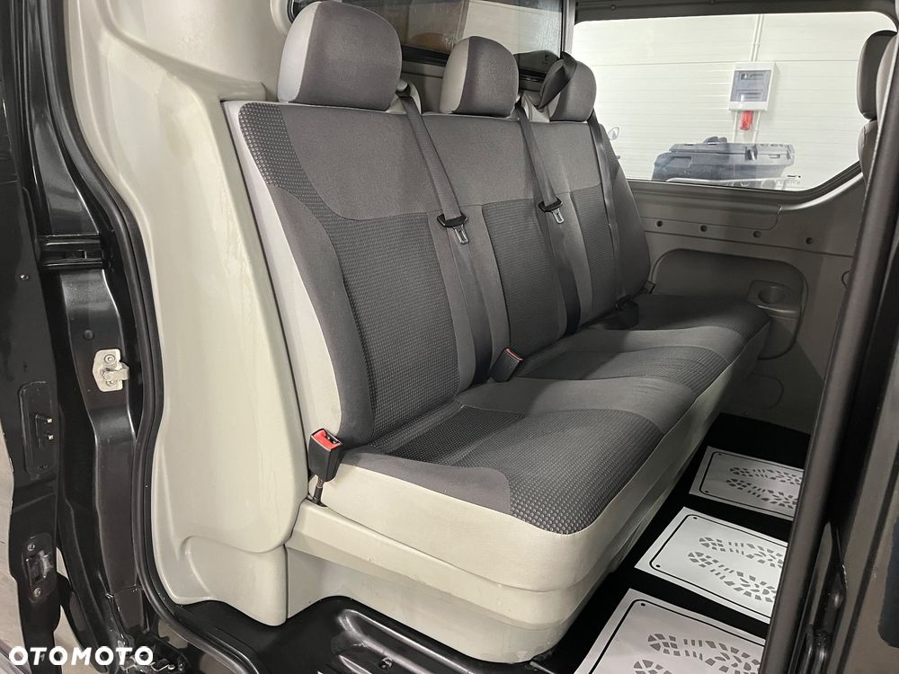Opel Vivaro - 24
