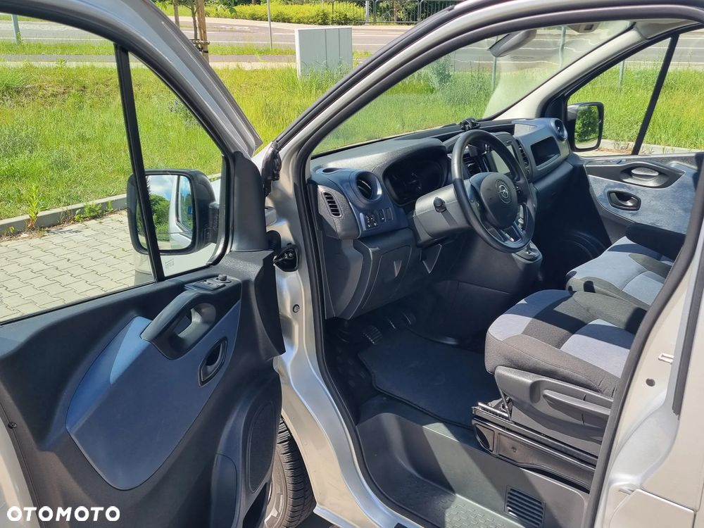 Renault Trafic - 11