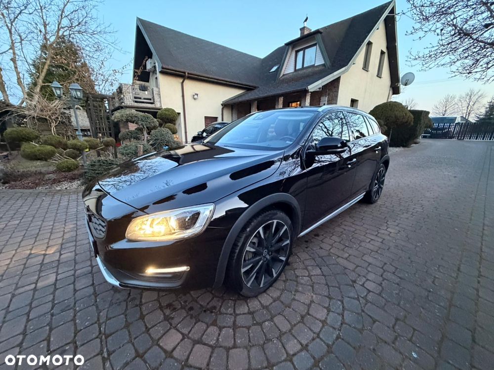Volvo V60 Cross Country D4 AWD Geartronic Pro - 16